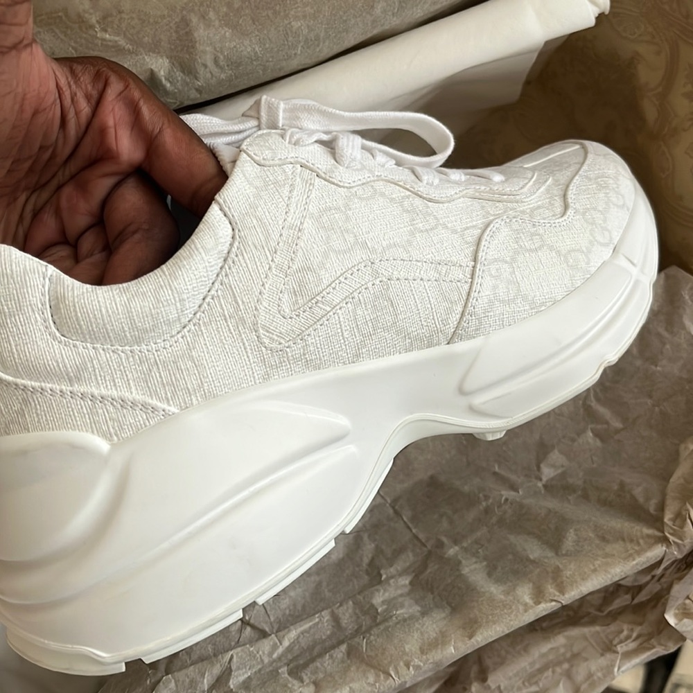 Authentic Gucci GG white sneakers